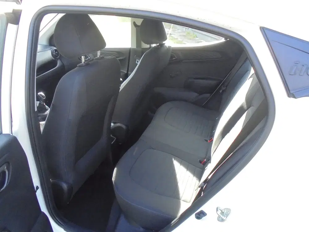 Hyundai i10 1.0 Comfort AUTOMAAT uit 2021, foto 11