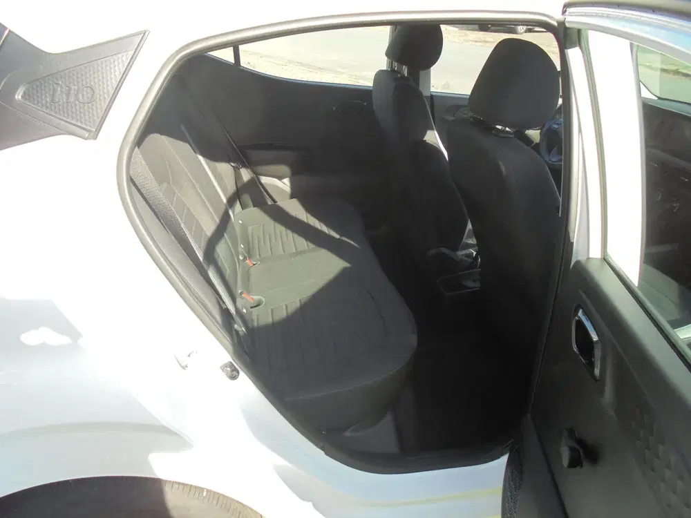 Hyundai i10 1.0 Comfort AUTOMAAT uit 2021, foto 15