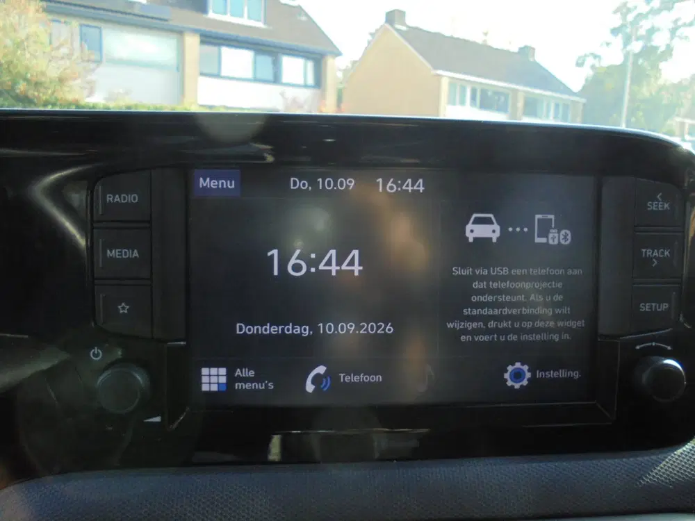 Hyundai i10 1.0 Comfort AUTOMAAT uit 2021, foto 3