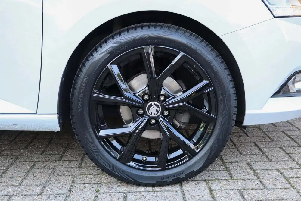 Skoda Fabia 1.0 TSI 95pk Ambition uit 2020, foto 13