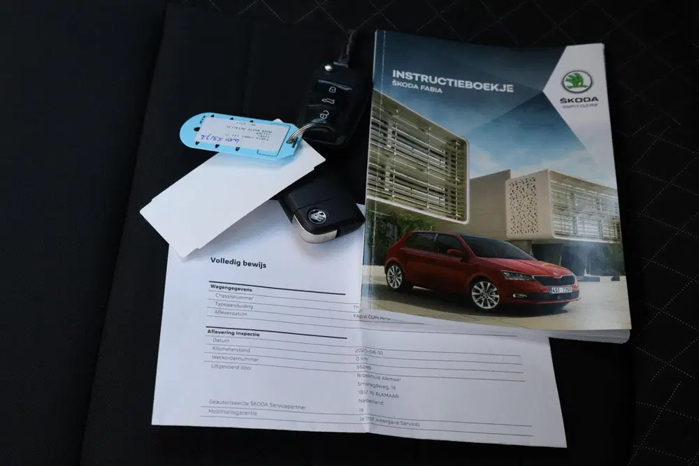 Skoda Fabia 1.0 TSI 95pk Ambition uit 2020, foto 14