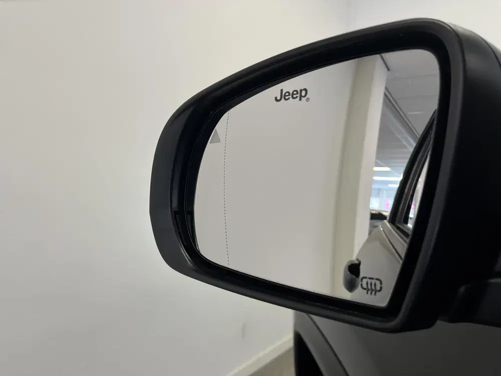 Jeep Compass 4xe 240 Plug-in Hybrid Electric Upland uit 2023, foto 14