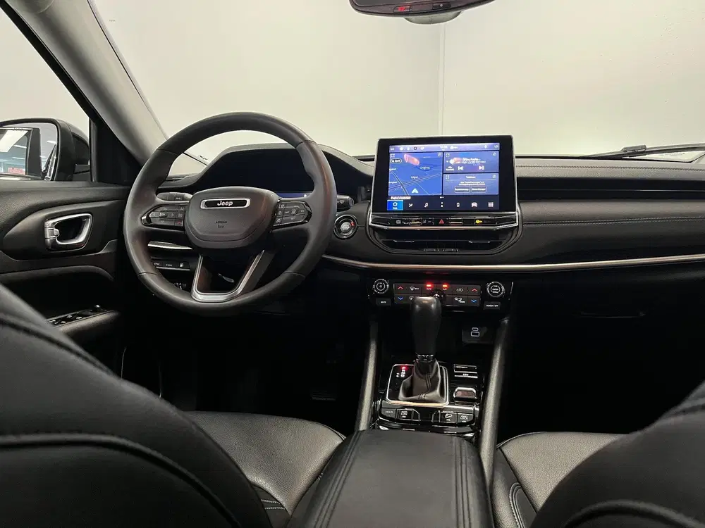 Jeep Compass 4xe 240 Plug-in Hybrid Electric Upland uit 2023, foto 3