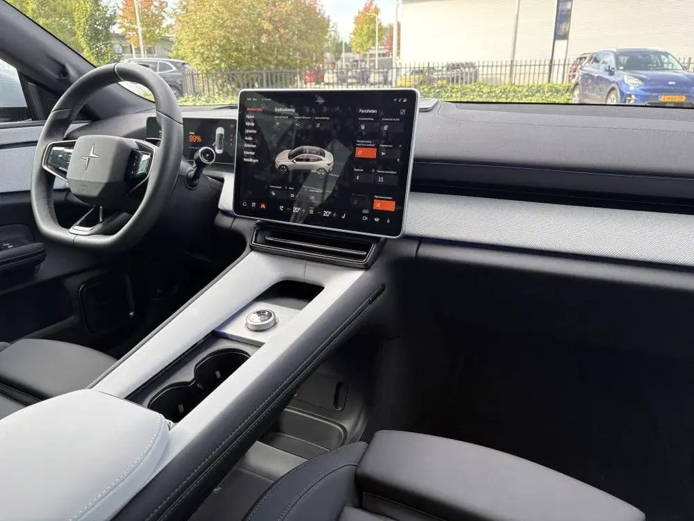 Polestar 4 Long range Dual motor 100kWh uit 2024, foto 8