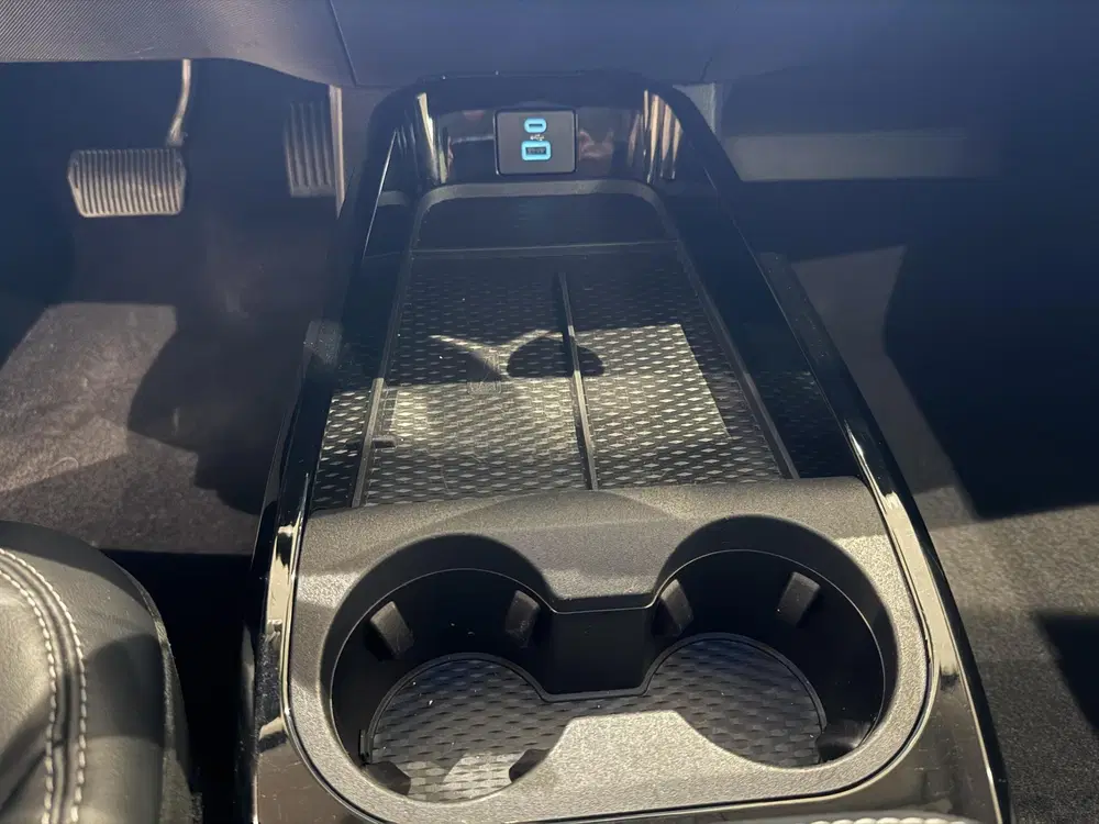 Ford Mustang Mach-E Extended RWD 98 kWh uit 2021, foto 14