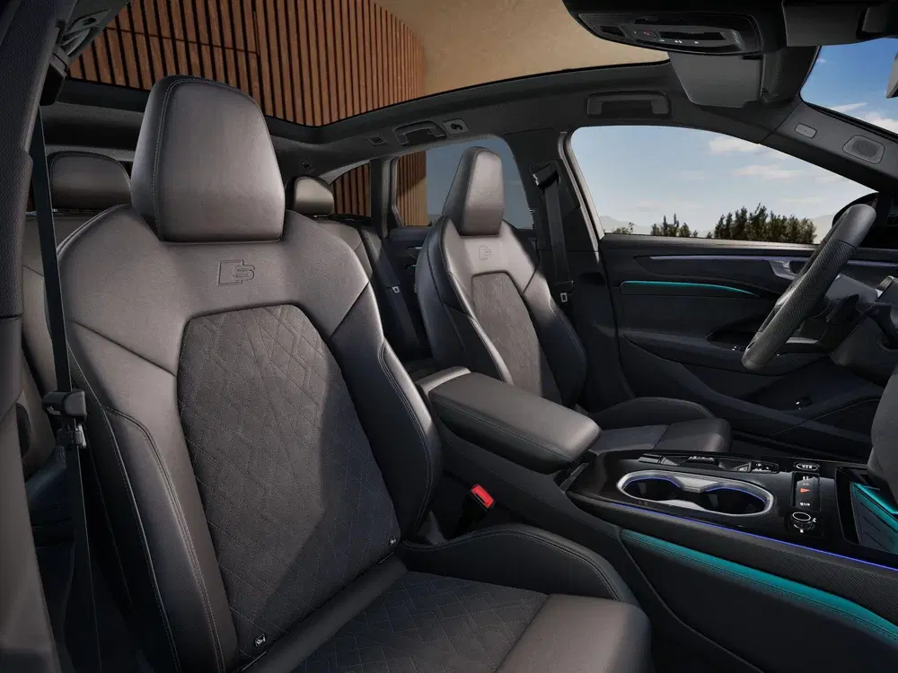 Audi A6 allroad quattro Allroad e-hybrid 367pk quattro uit 2026, foto 4