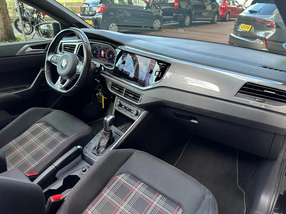Volkswagen Polo 2.0 TSI GTI DSG Navi Virtual Carplay Pano uit 2021, foto 13