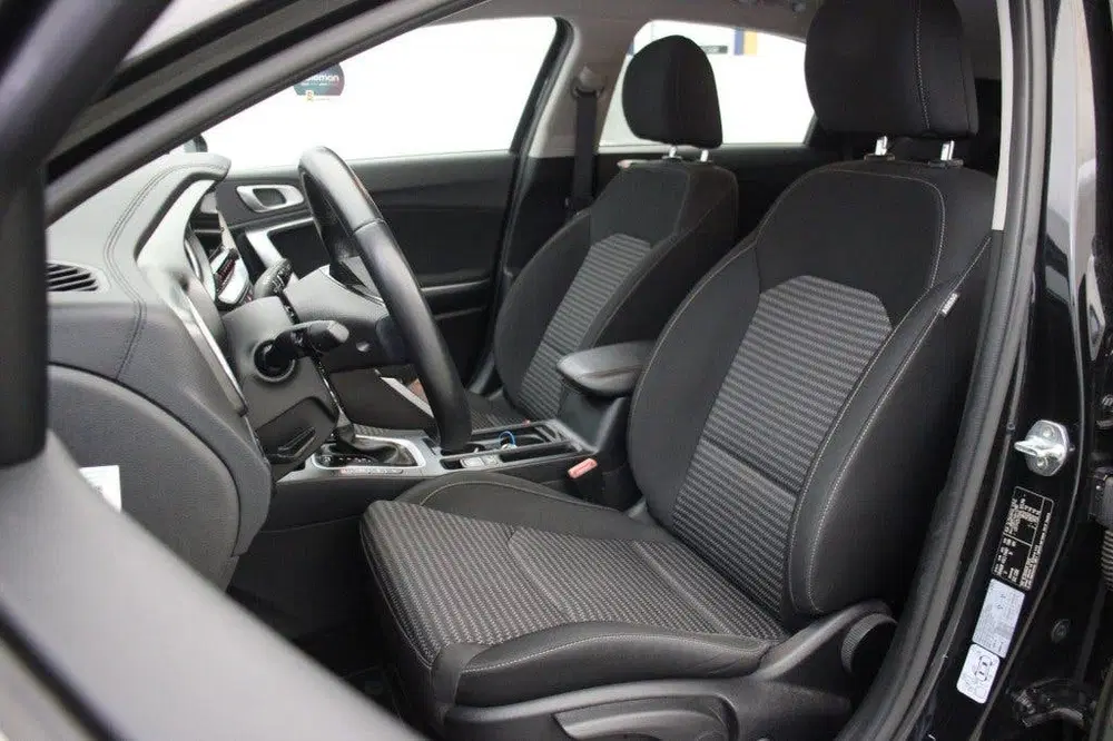 Kia Ceed 1.0 T-GDi MHEV DynamicLine Automaat uit 2022, foto 10
