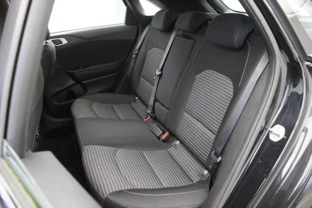 Kia Ceed 1.0 T-GDi MHEV DynamicLine Automaat uit 2022, foto 11