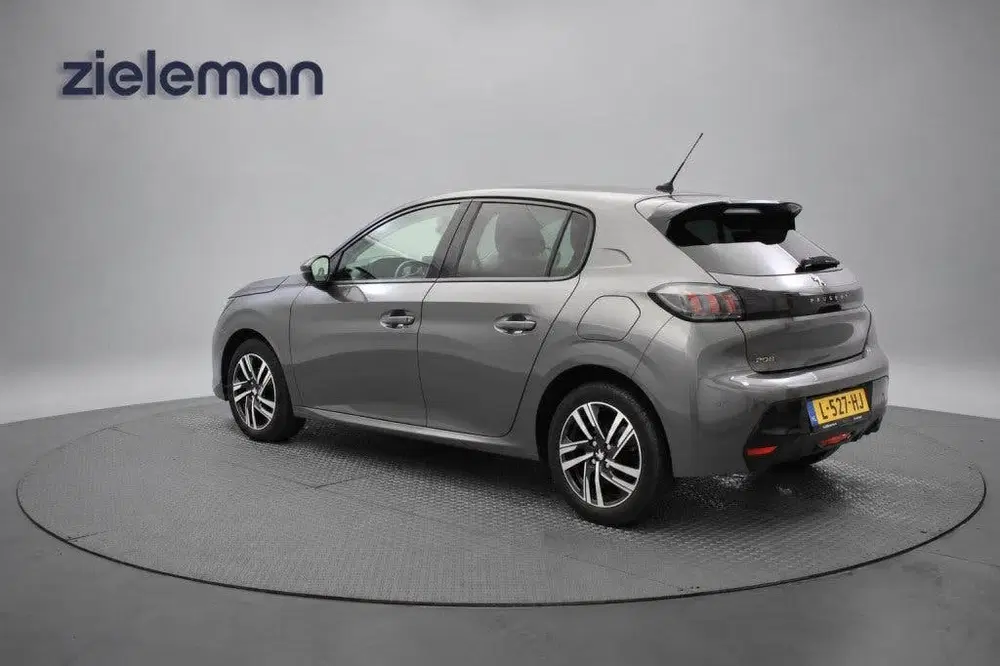 Peugeot 208 1.2 PureTech Allure Automaat uit 2021, foto 3