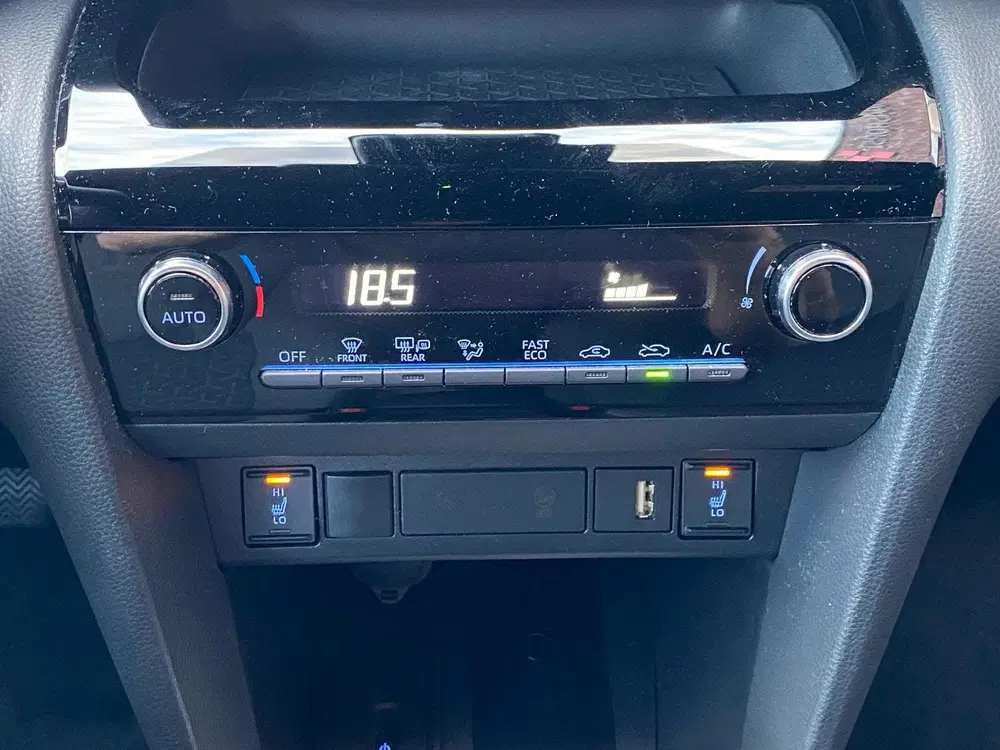 Toyota Yaris Cross 1.5 Hybrid Explore trekhaak uit 2023, foto 15
