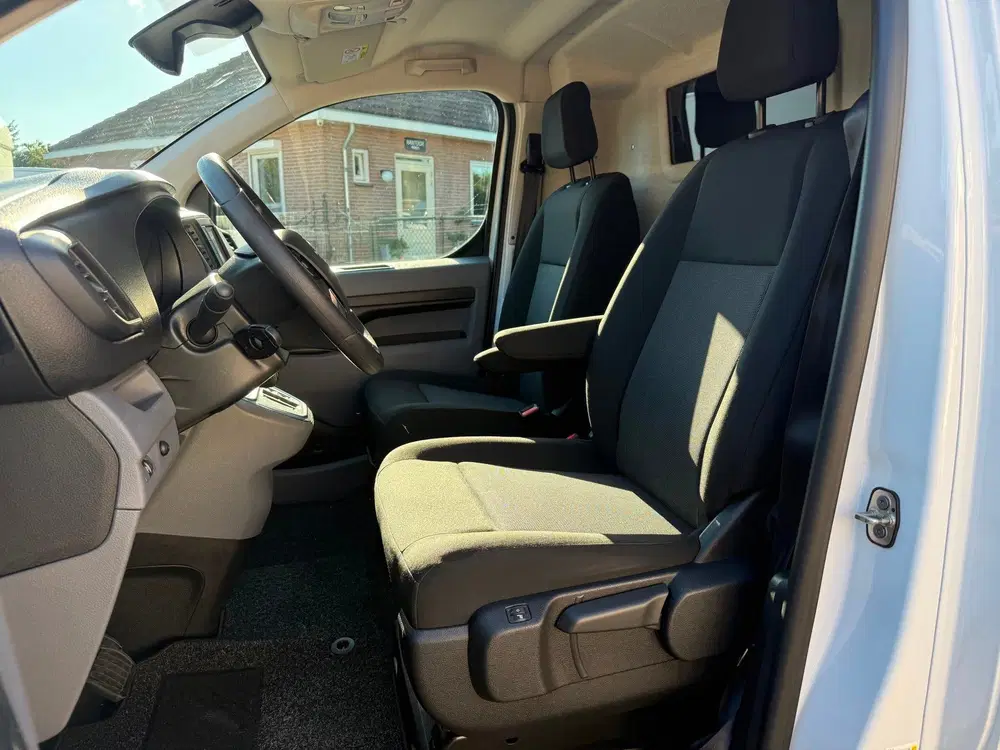 Opel Vivaro L2H1 Edition 75 kWh 100% Elektrisch Camera uit 2022, foto 10
