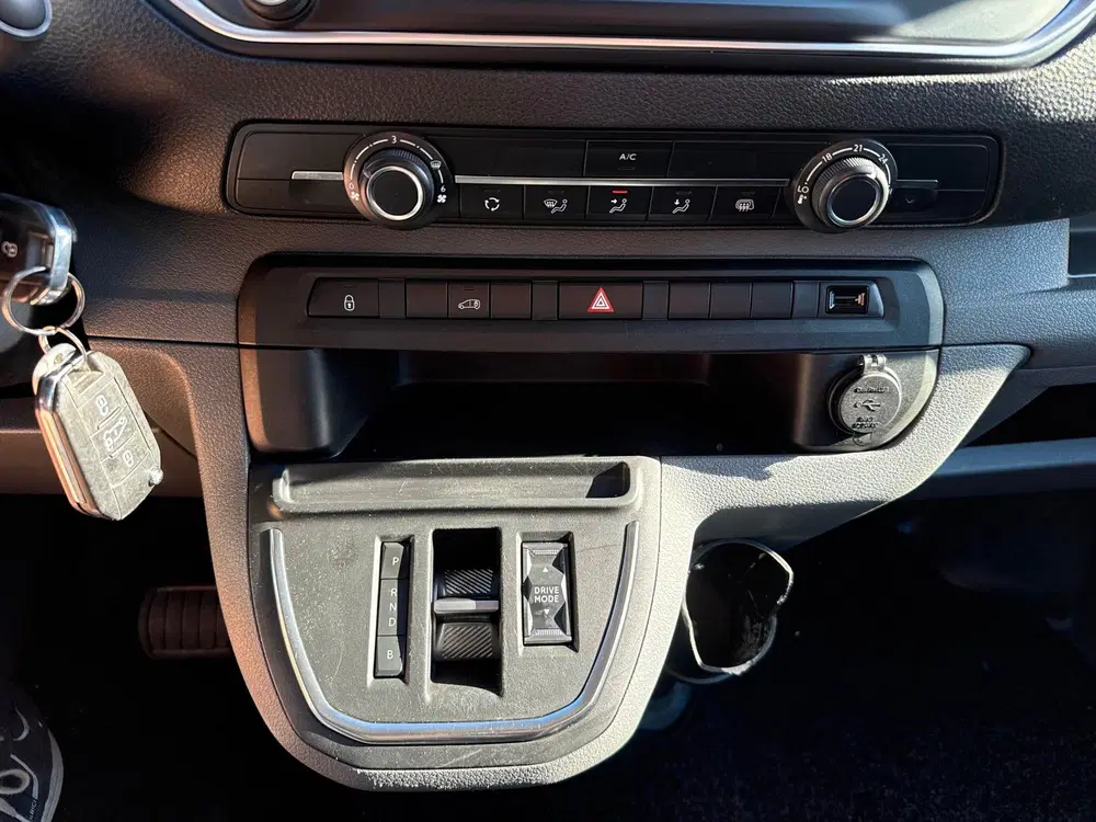 Opel Vivaro L2H1 Edition 75 kWh 100% Elektrisch Camera uit 2022, foto 15