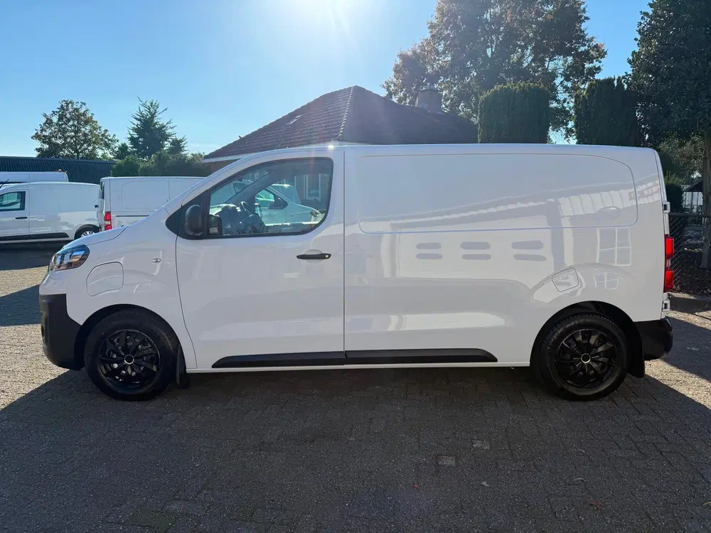 Opel Vivaro L2H1 Edition 75 kWh 100% Elektrisch Camera uit 2022, foto 9