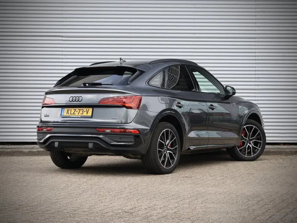 Audi Q5 55 TFSI e quattro S line uit 2023, foto 4