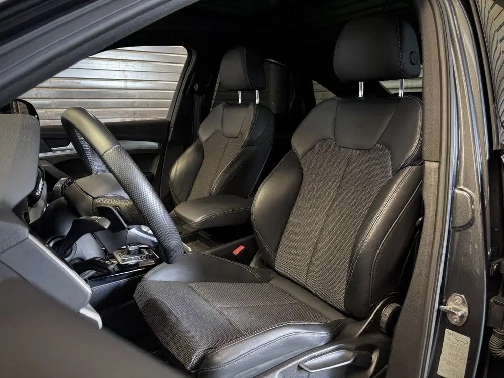 Audi Q5 55 TFSI e quattro S line uit 2023, foto 6