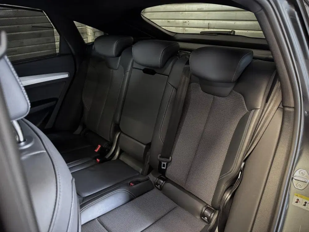 Audi Q5 55 TFSI e quattro S line uit 2023, foto 7