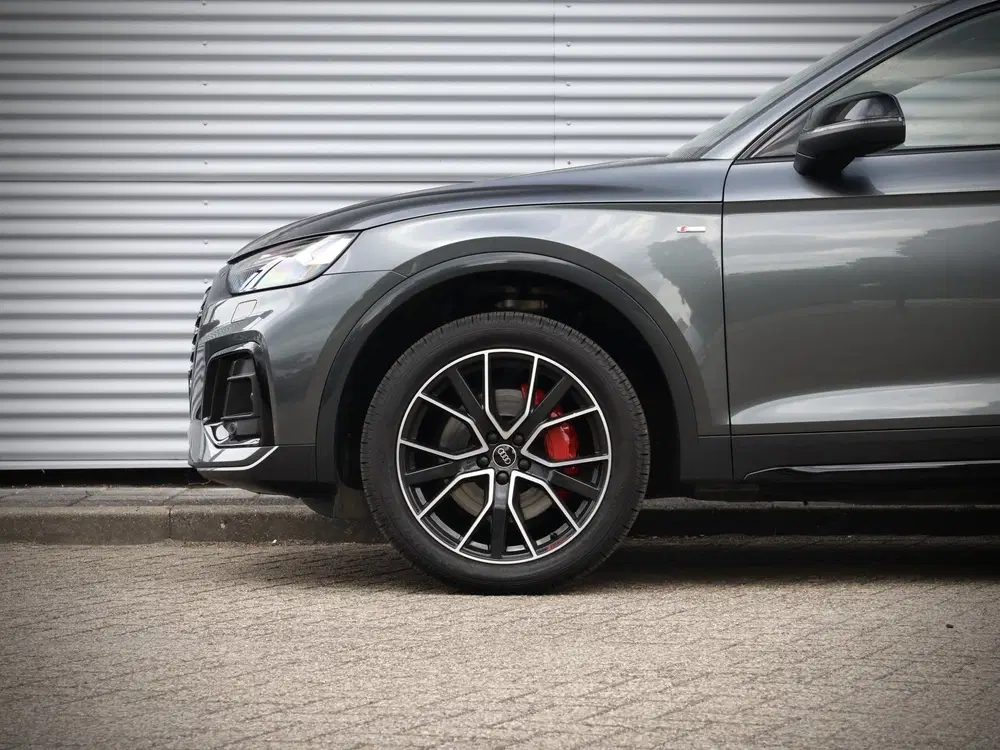 Audi Q5 55 TFSI e quattro S line uit 2023, foto 9
