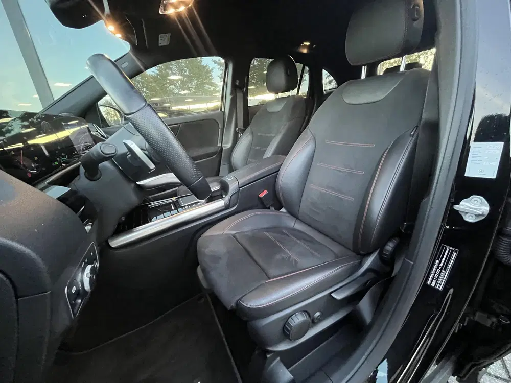 Mercedes-Benz GLA 250e AMG uit 2020, foto 4