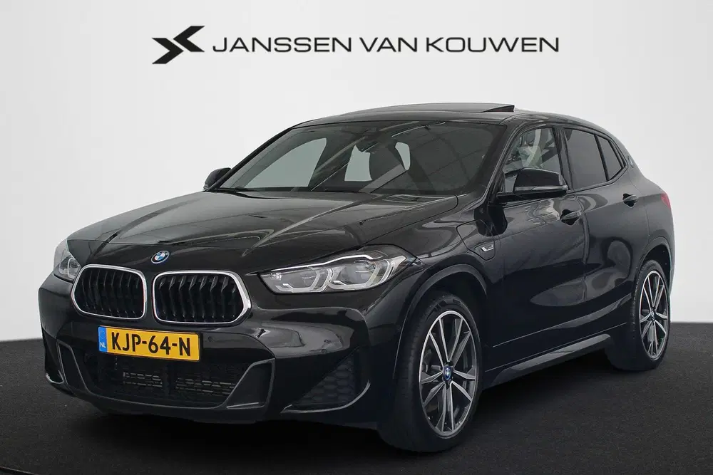 BMW X2 xDrive25e M Sport Panoramadak Head-Up Harm uit 2023