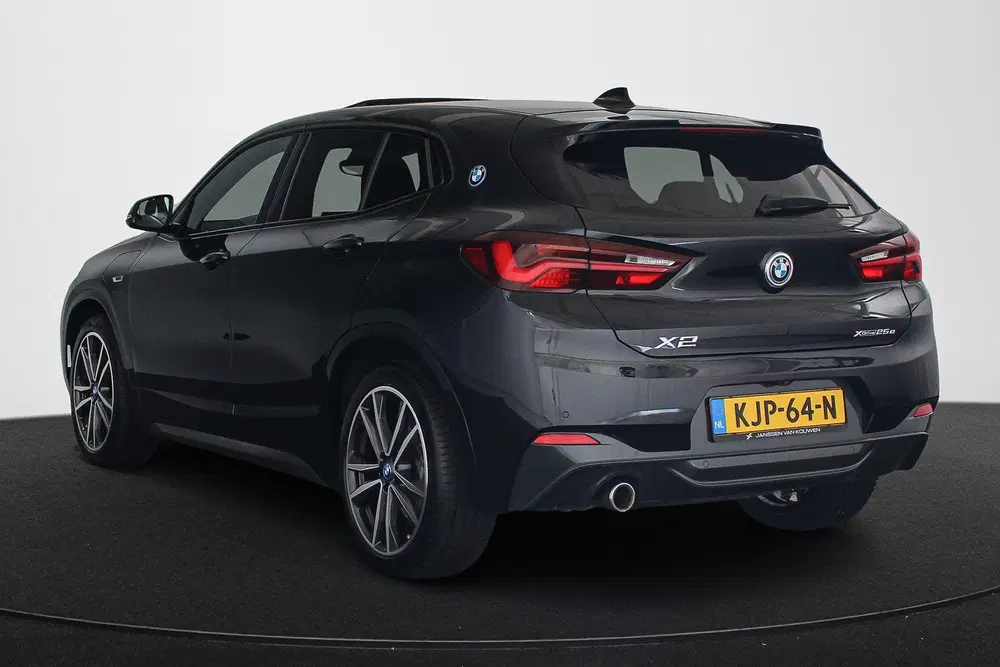 BMW X2 xDrive25e M Sport Panoramadak Head-Up Harm uit 2023, foto 4