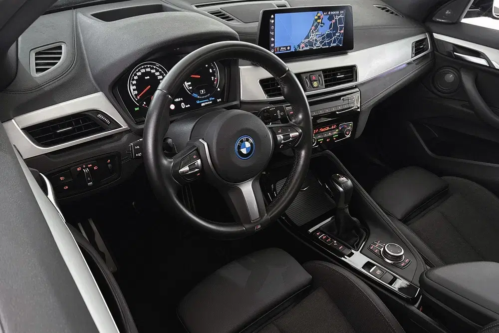 BMW X2 xDrive25e M Sport Panoramadak Head-Up Harm uit 2023, foto 5