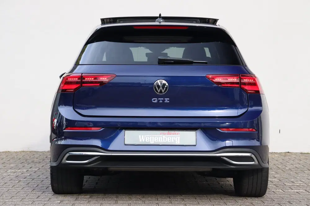 Volkswagen Golf 1.4 eHybrid GTE Pano Matrix IQ ACC uit 2023, foto 14