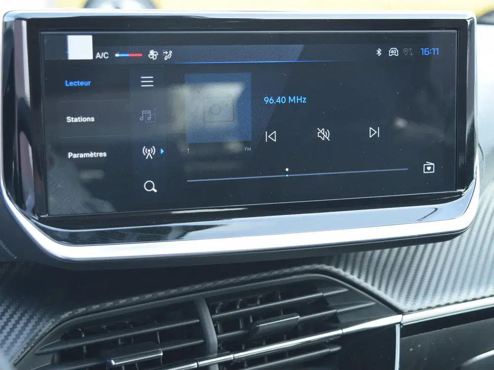 Peugeot 208 1.2 Hybrid 110 e-DCS6 Business NAVIGATIE & uit 2026, foto 11