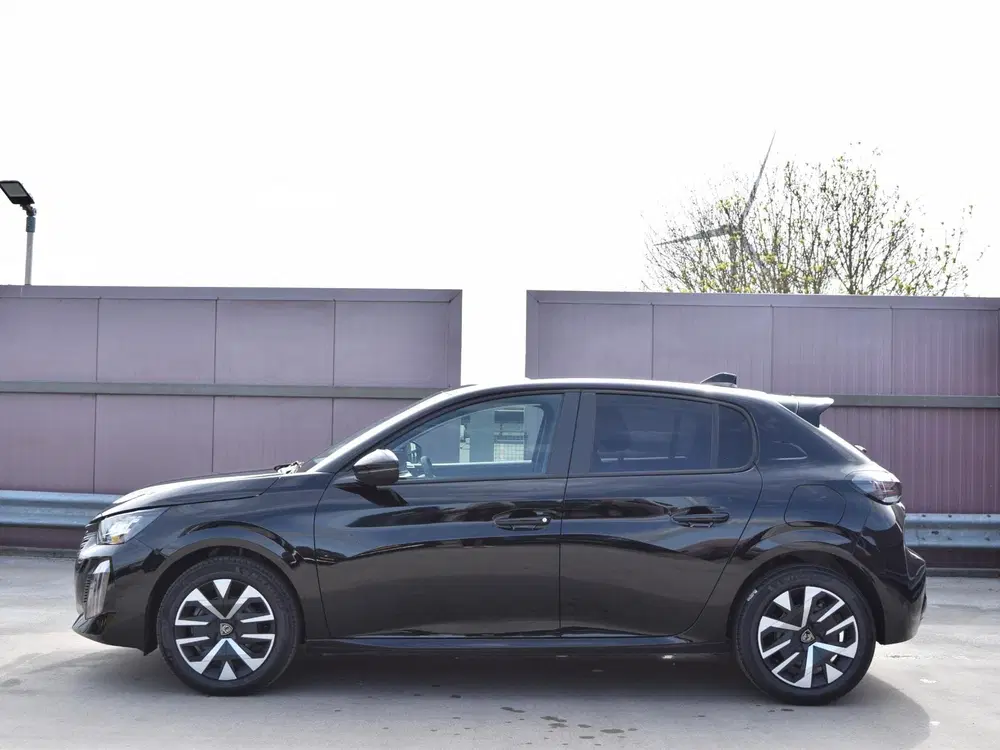Peugeot 208 1.2 Hybrid 110 e-DCS6 Business NAVIGATIE & uit 2026, foto 2