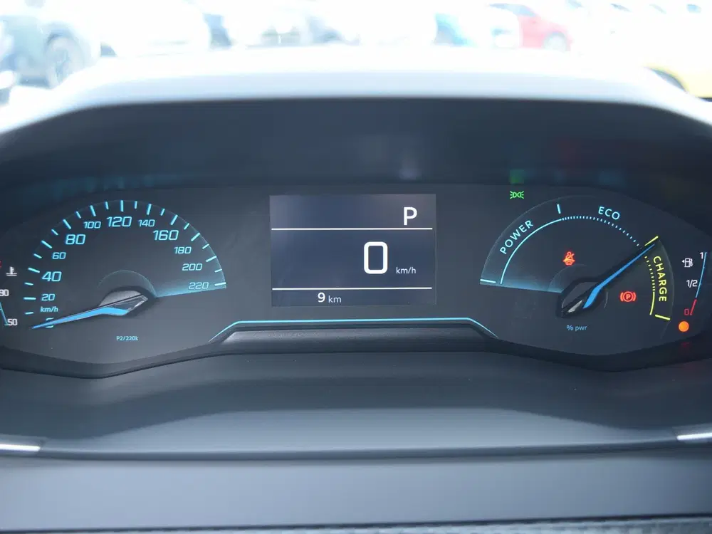 Peugeot 208 1.2 Hybrid 110 e-DCS6 Business NAVIGATIE & uit 2026, foto 9