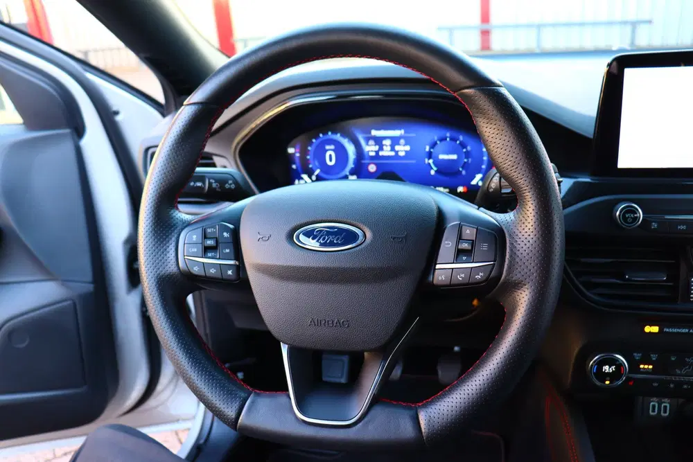 Ford Focus 1.0 EcoBoost Hybrid ST Line X Business O.a uit 2021, foto 14