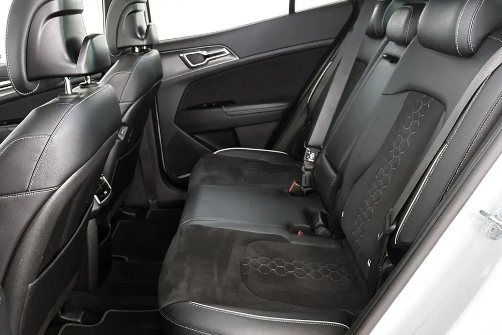 Kia Sportage 1.6 T-GDi Plug-in Hybrid AWD GT-Line Panor uit 2023, foto 10
