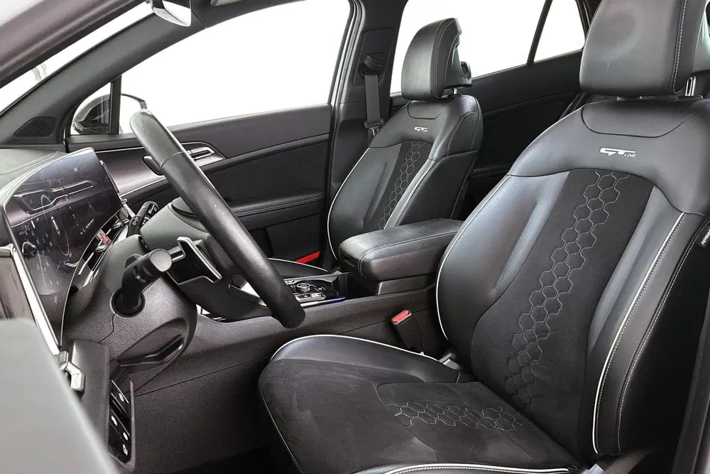 Kia Sportage 1.6 T-GDi Plug-in Hybrid AWD GT-Line Panor uit 2023, foto 6