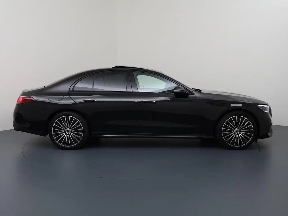 Mercedes-Benz E-Klasse 300e Sport Edition uit 2026, foto 6