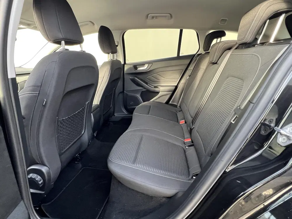 Ford Focus 1.0 EcoBoost Titanium X Business uit 2021, foto 13