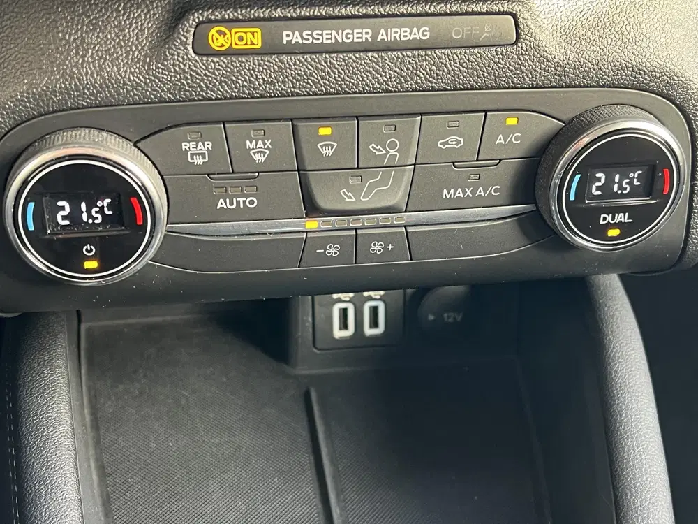 Ford Focus 1.0 EcoBoost Titanium X Business uit 2021, foto 7