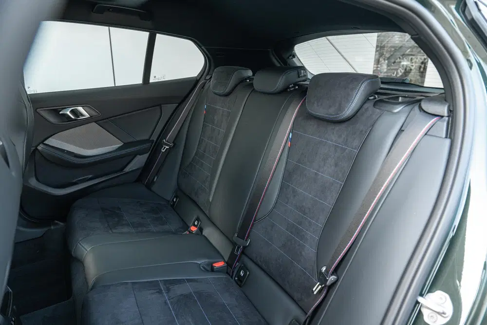 BMW 1-serie 120 M Sport Automaat uit 2026, foto 5