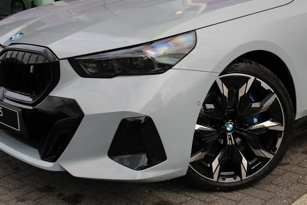 BMW i5 eDrive40 M Sport uit 2026, foto 4