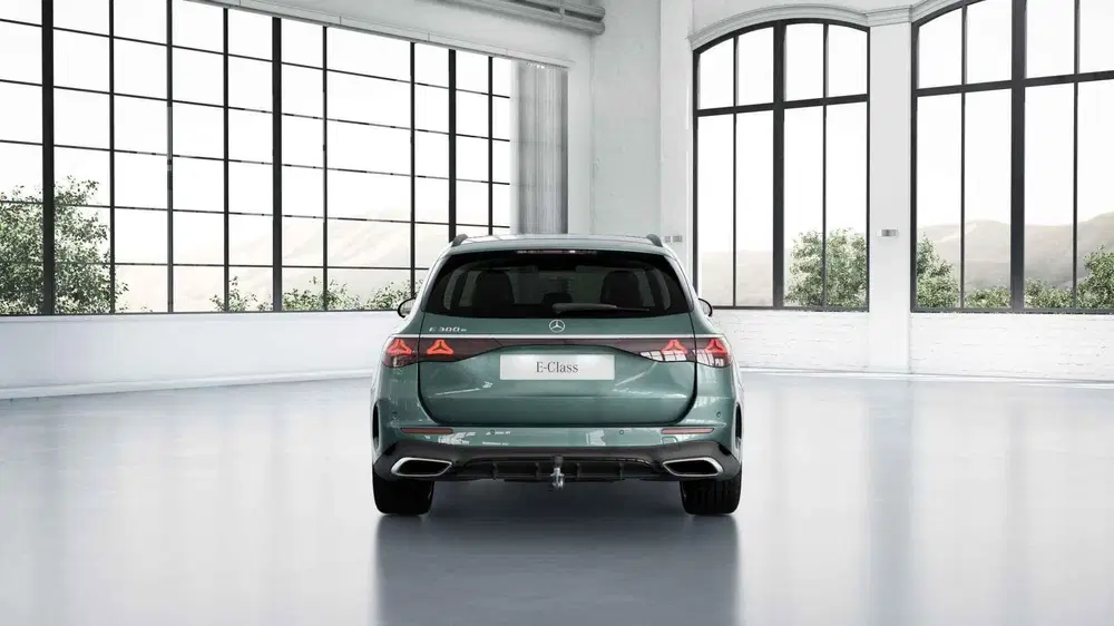 Mercedes-Benz E-Klasse 300 e Business Solution AMG uit 2026, foto 10