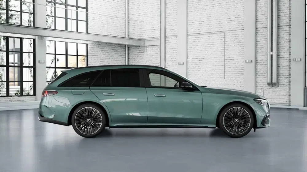 Mercedes-Benz E-Klasse 300 e Business Solution AMG uit 2026, foto 7