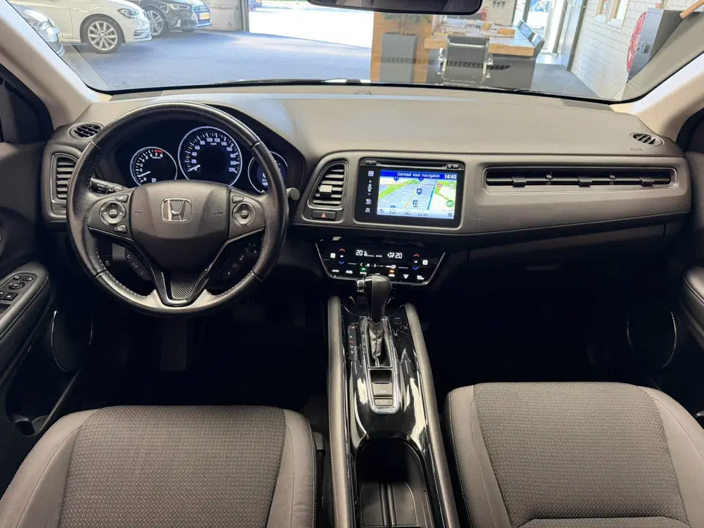 Honda HR-V 1.5 i-VTEC ELEGANCE AUTOMAAT NAVIGATIE AFN uit 2020, foto 13