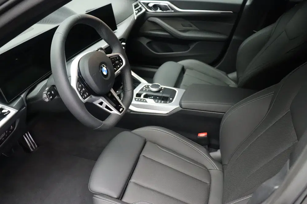 BMW 4-serie Coupé 420i M Sport Automaat uit 2026, foto 7