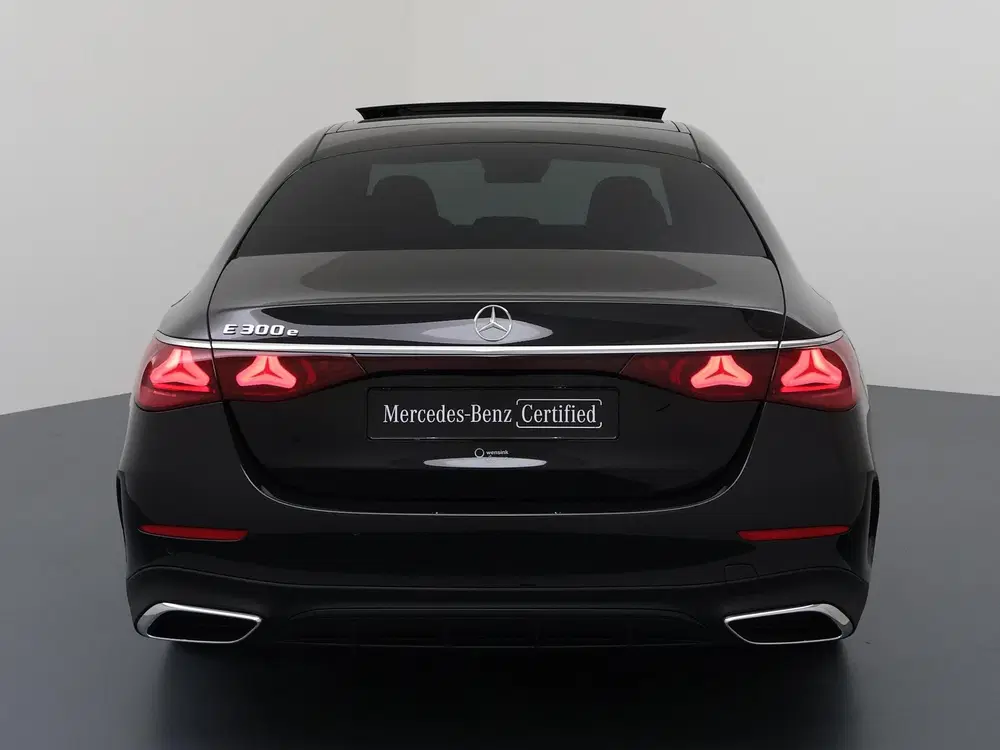 Mercedes-Benz E-Klasse 300e Sport Edition uit 2026, foto 4