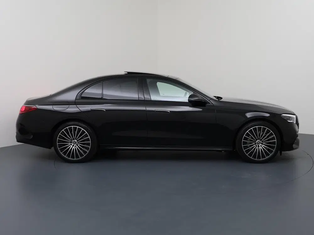 Mercedes-Benz E-Klasse 300e Sport Edition uit 2026, foto 6