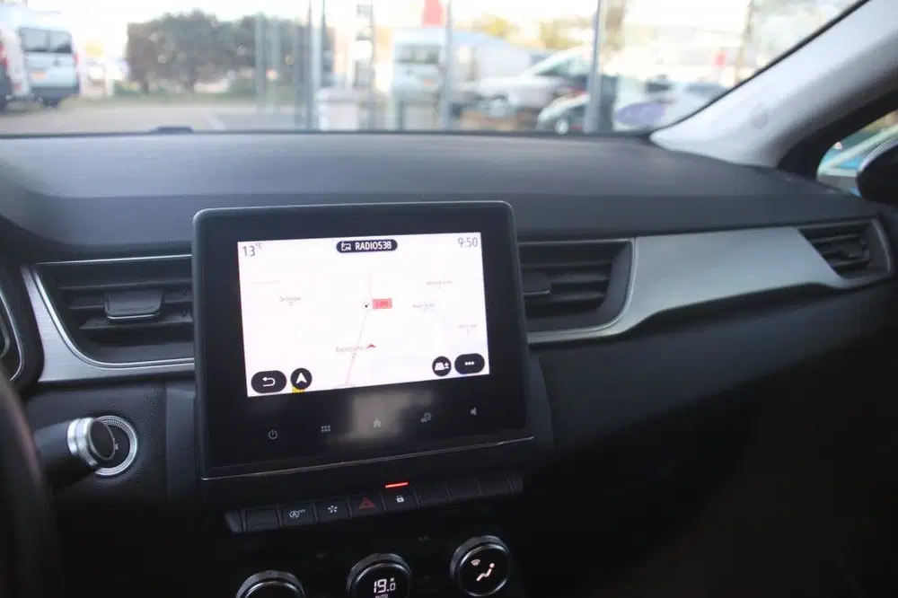 Renault Captur 140PK-INTENS-AUTOM-77DKM-NAVI-ADAPT.CRUISE uit 2021, foto 5