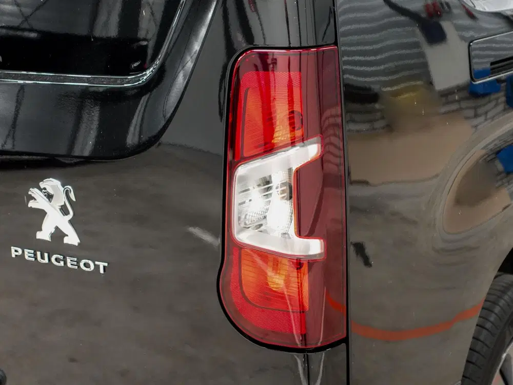 Peugeot Partner 1.5 BlueHDi 100pk L2 Airco Cruise control uit 2023, foto 15
