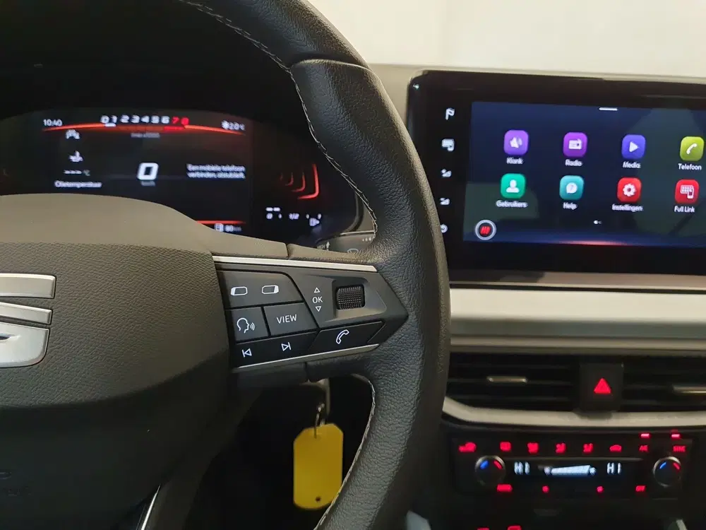 SEAT Arona 1.0 TSI 110pk DSG uit 2024, foto 12