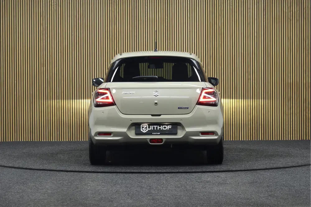 Suzuki Swift 1.2 Style Smart Hybrid uit 2025, foto 4