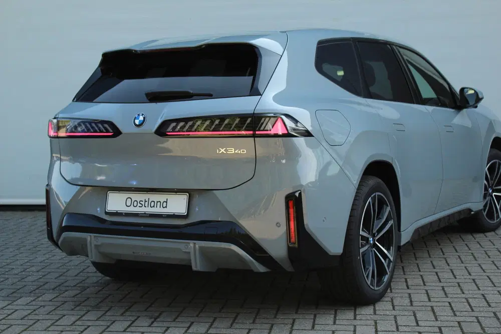 BMW iX3 40 eDrive M Sport uit 2026, foto 15