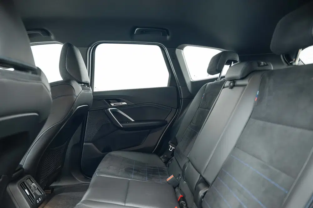 BMW iX1 eDrive20 M Sport uit 2024, foto 10
